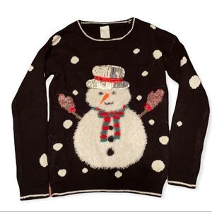 NEW HOLIDAY CLASSIC SWEATER
